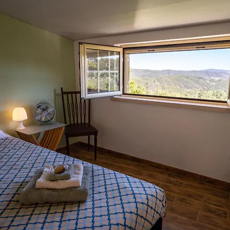 Raposeira Bed & Breakfast Macas de Dona Maria