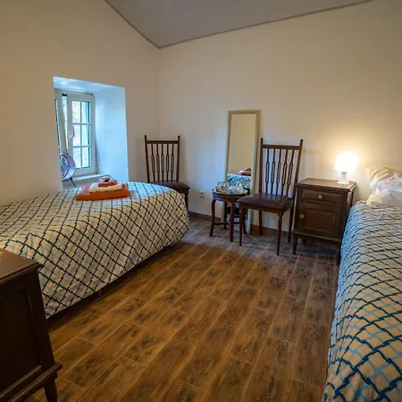 Bed & Breakfast Raposeira Macas de Dona Maria