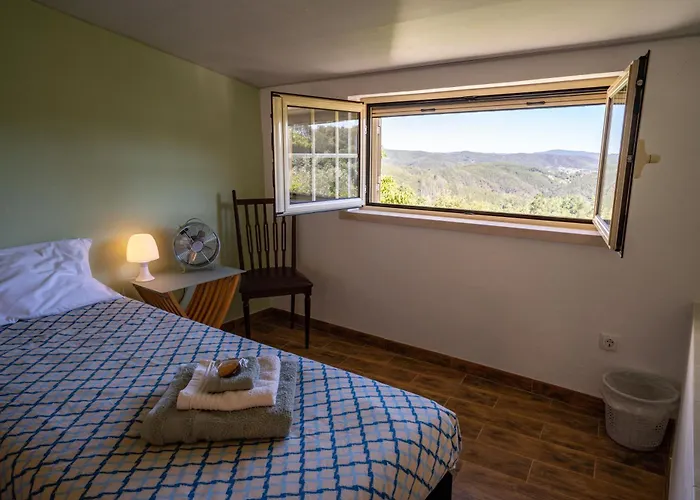 Raposeira Bed & Breakfast Macas de Dona Maria