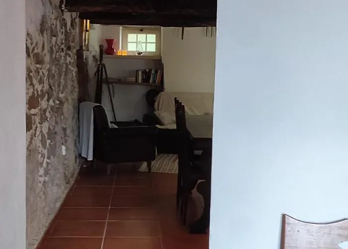 Bed & Breakfast Raposeira Macas de Dona Maria